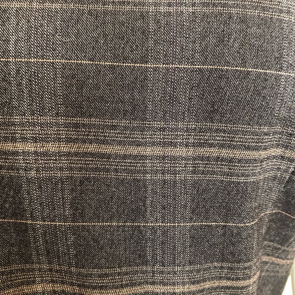 Tahari Gray Plaid Fit and Flare Cowl Neck Cap Sleeve Dress 6 - Picture 3 of 6